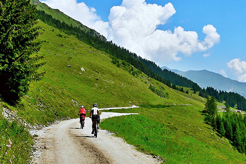 Mountain bike tour